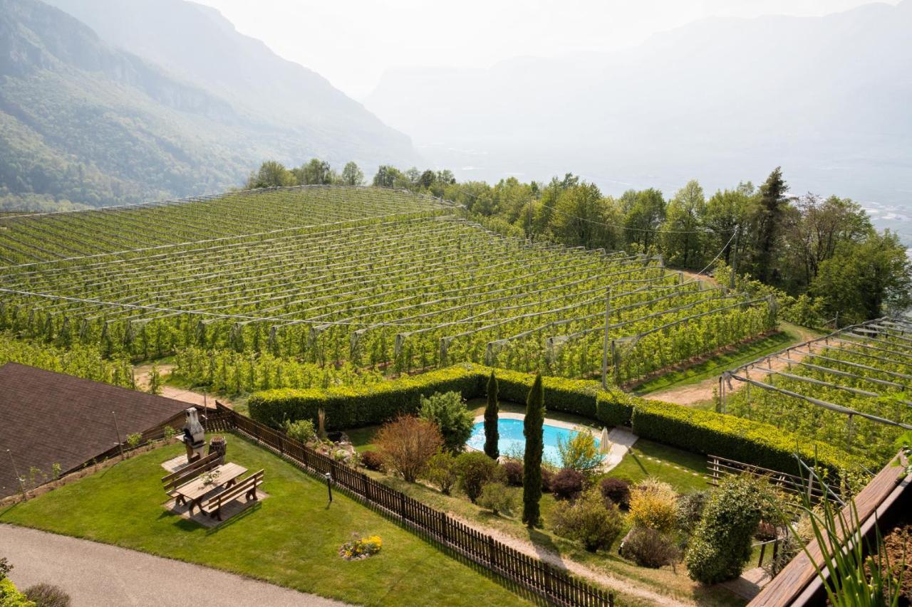 Engadiner Apartments & Wines Montagna Esterno foto
