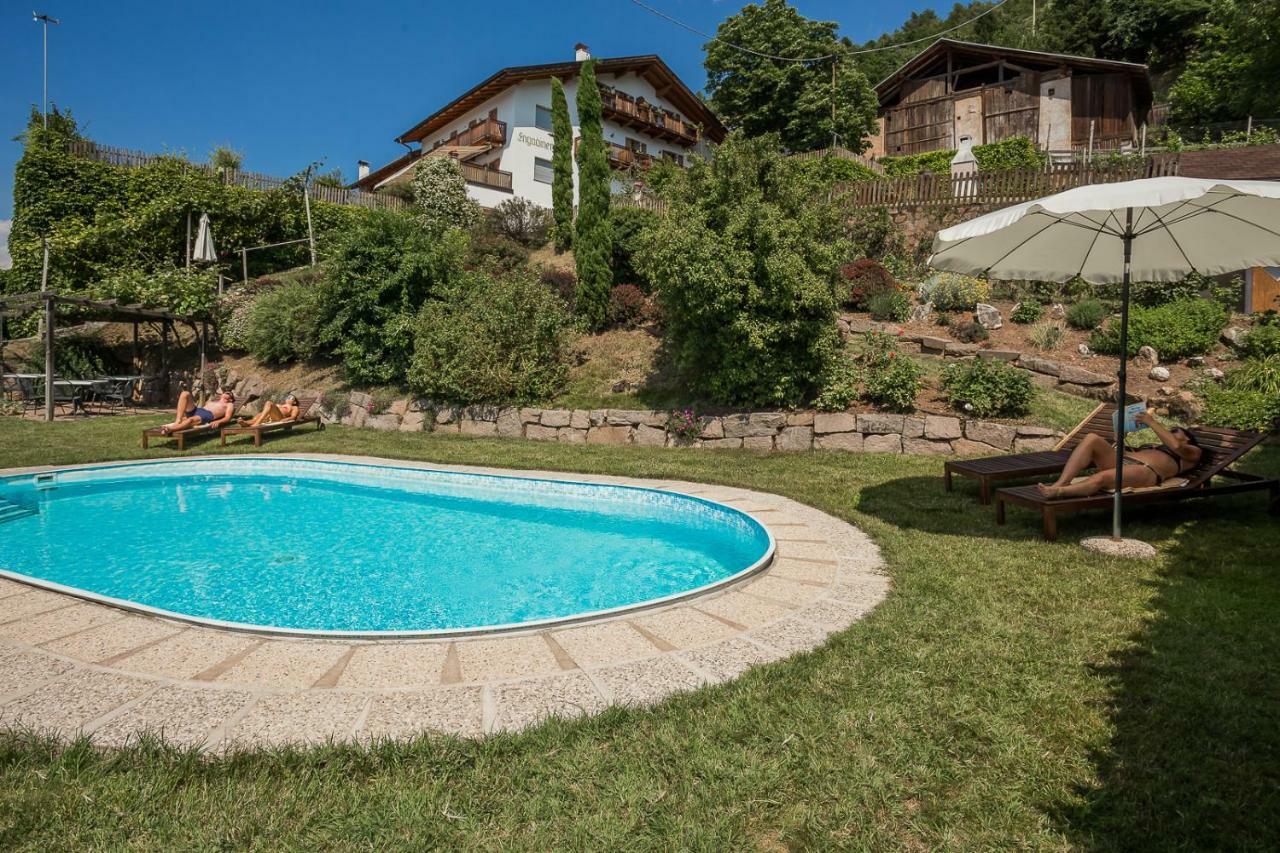 Engadiner Apartments & Wines Montagna Esterno foto